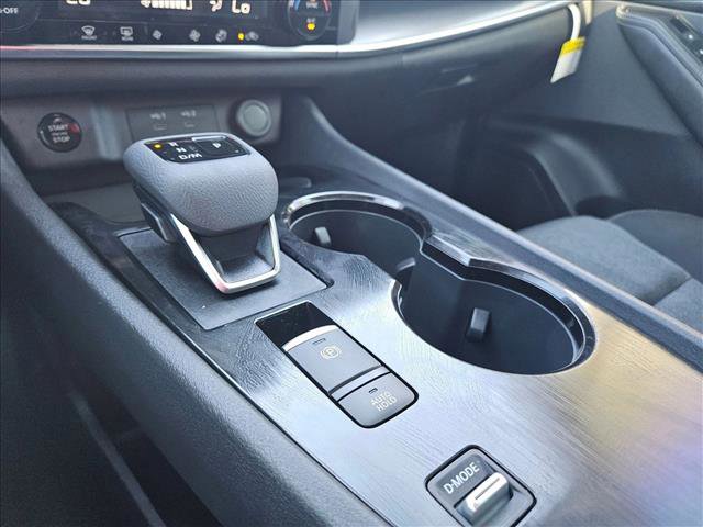 New 2026 Nissan Rogue SV image 16