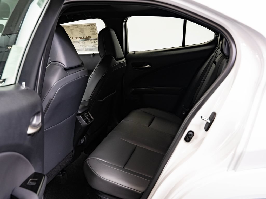 New 2026 Lexus UX 300h AWD image 43