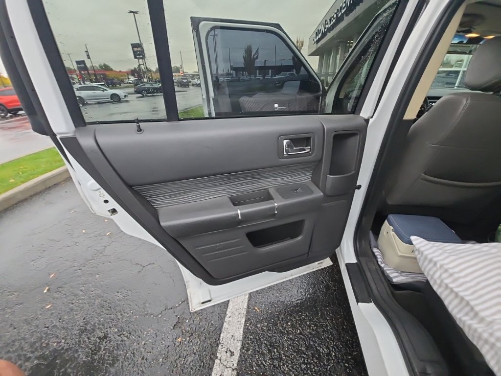 Used 2018 Ford Flex Limited w/ Equipment Group 303A AWD/4WD image 11