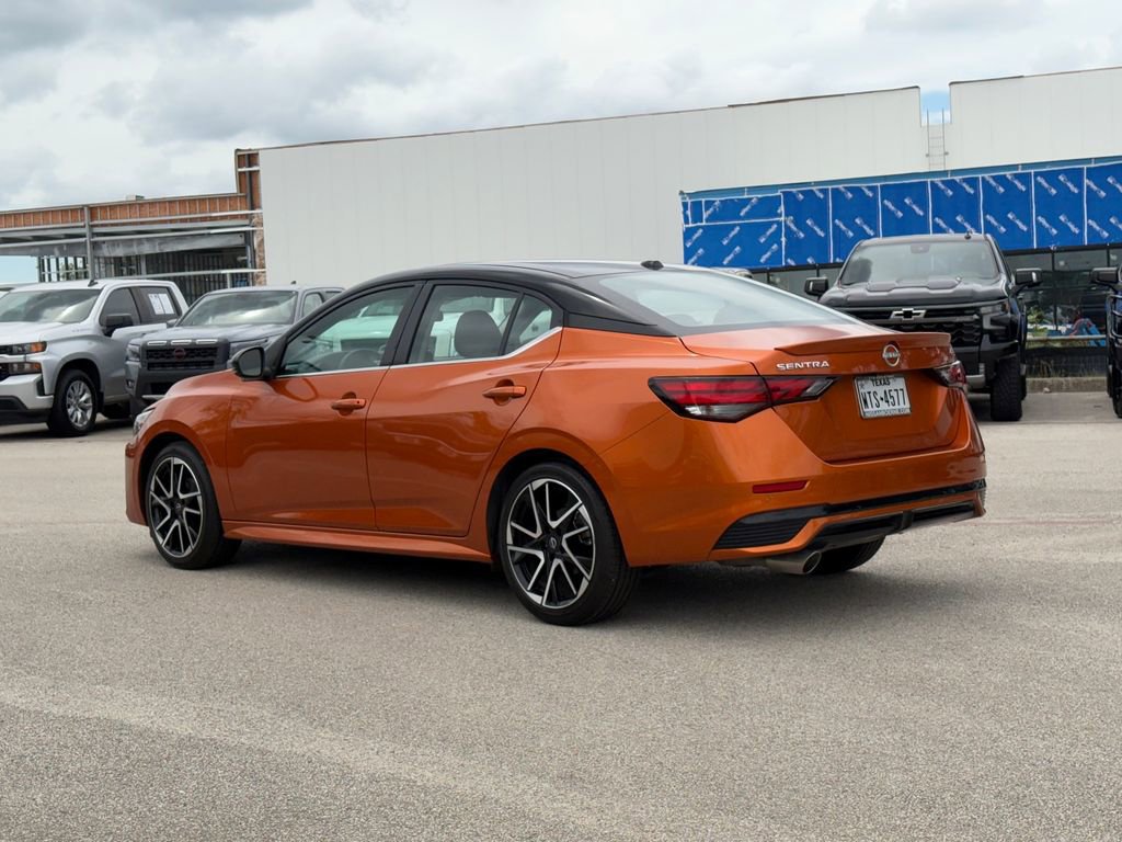 Used 2025 Nissan Sentra SR FWD image 6