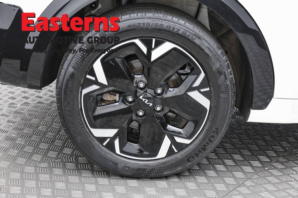 Used 2023 Kia Niro Wind w/ Wind Preserve Package FWD image 30