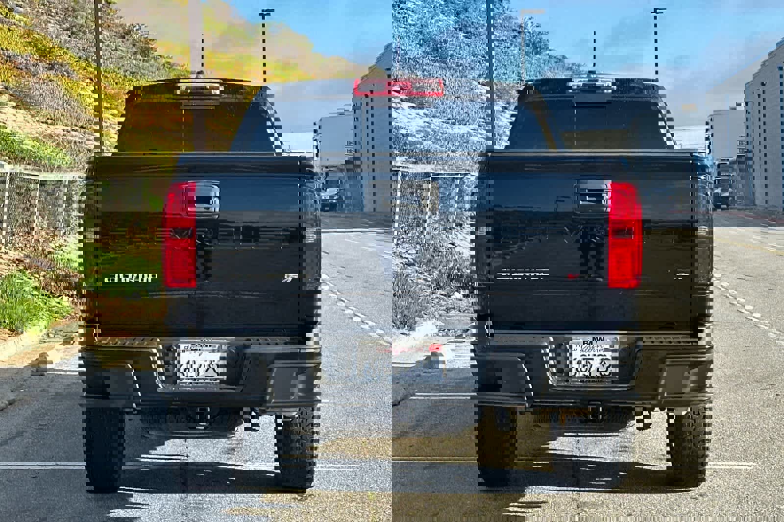 Used 2022 Chevrolet Colorado LT w/ Luxury Package image 8