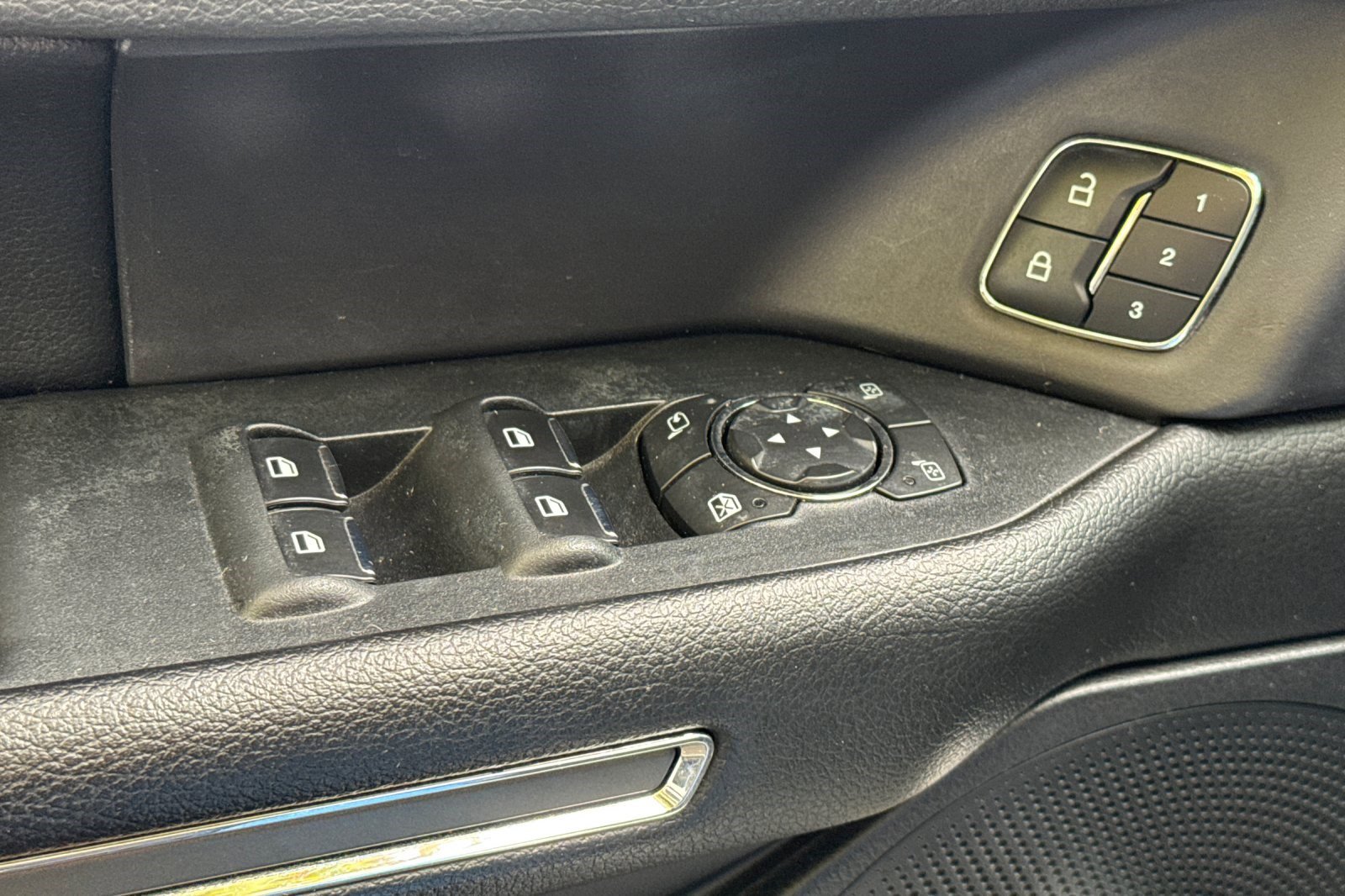 Used 2019 Ford Expedition XLT w/ Equipment Group 202A image 13