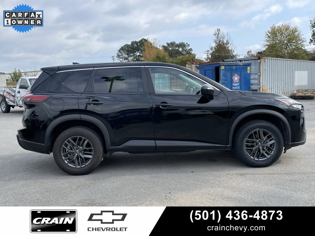 Used 2024 Nissan Rogue S image 9