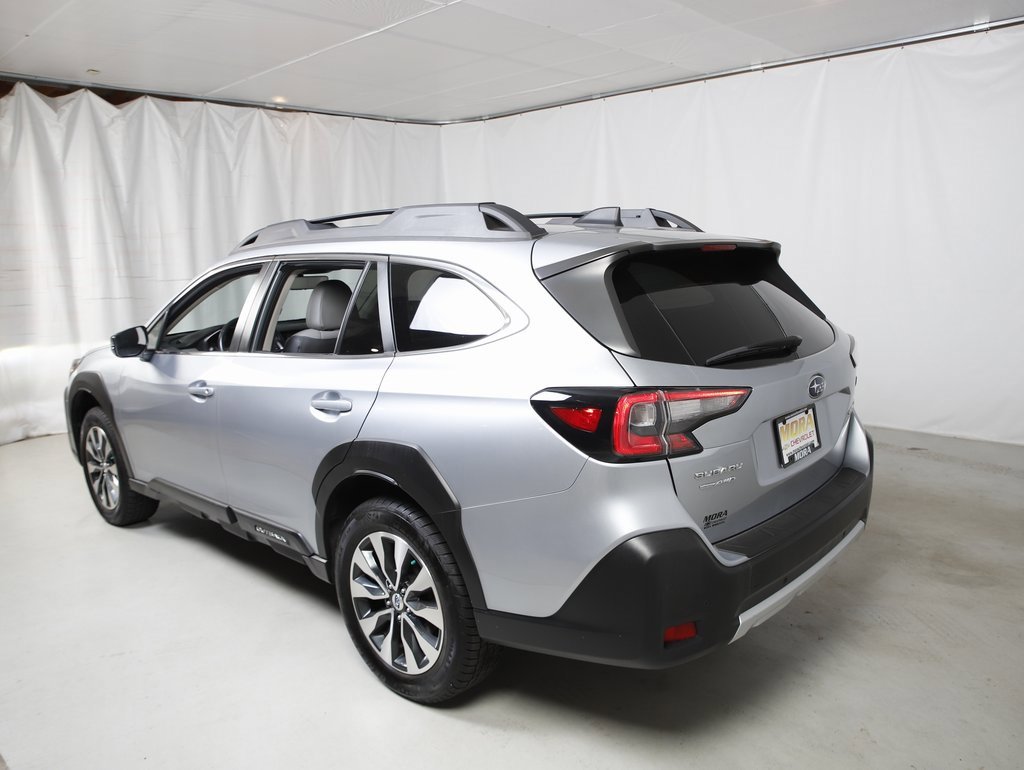 Used 2023 Subaru Outback Limited image 20
