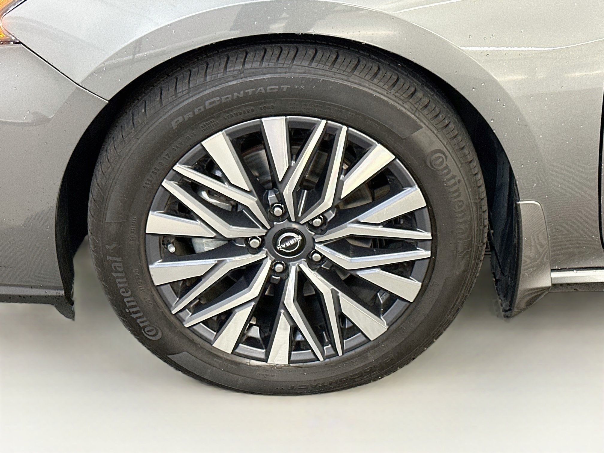 Used 2023 Nissan Altima 2.5 SV FWD image 34