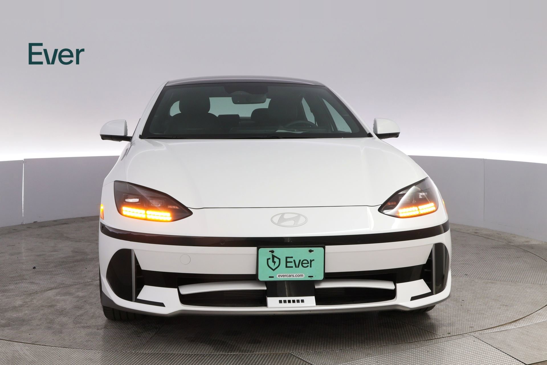 Used 2024 Hyundai Ioniq 6 Limited image 12