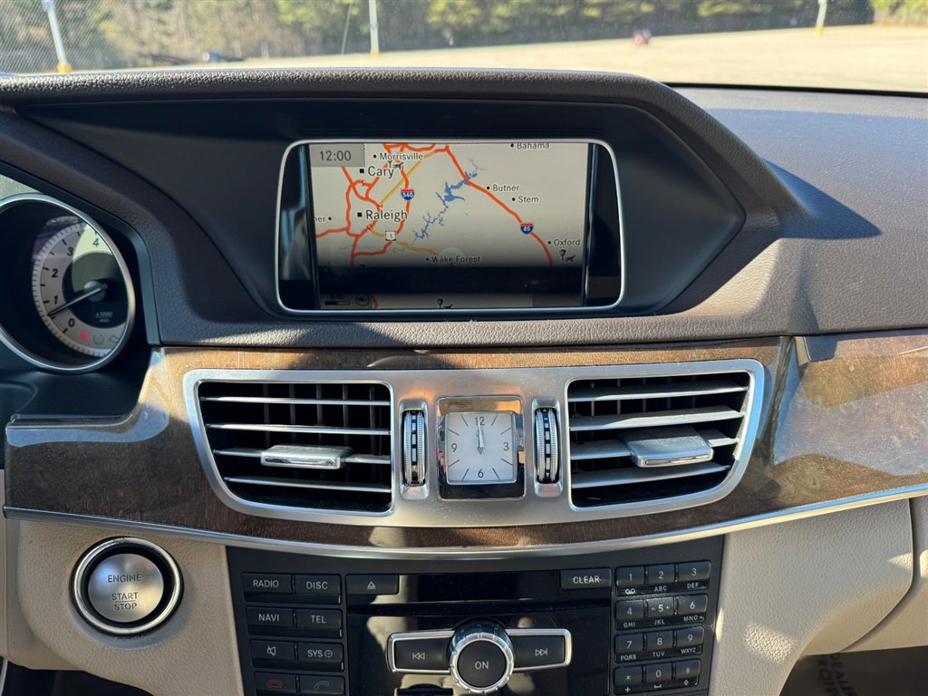 Used 2015 Mercedes-Benz E 350 4MATIC Sedan image 26