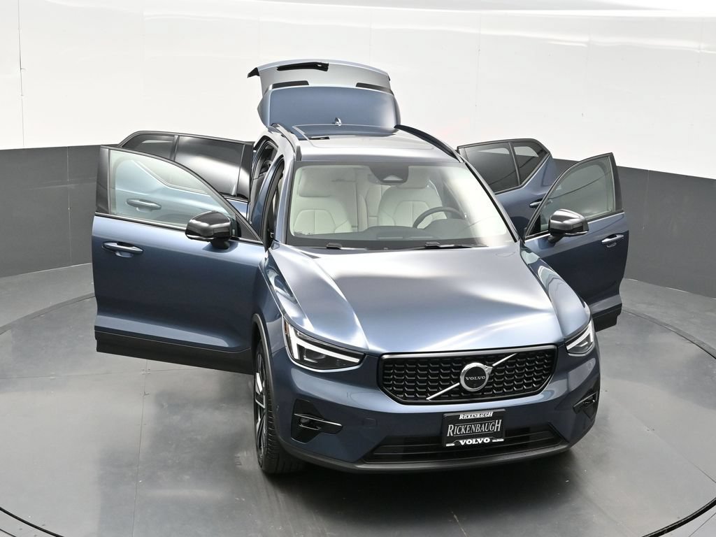 New 2026 Volvo XC40 B5 Ultra w/ Protection Package Premier AWD/4WD image 39
