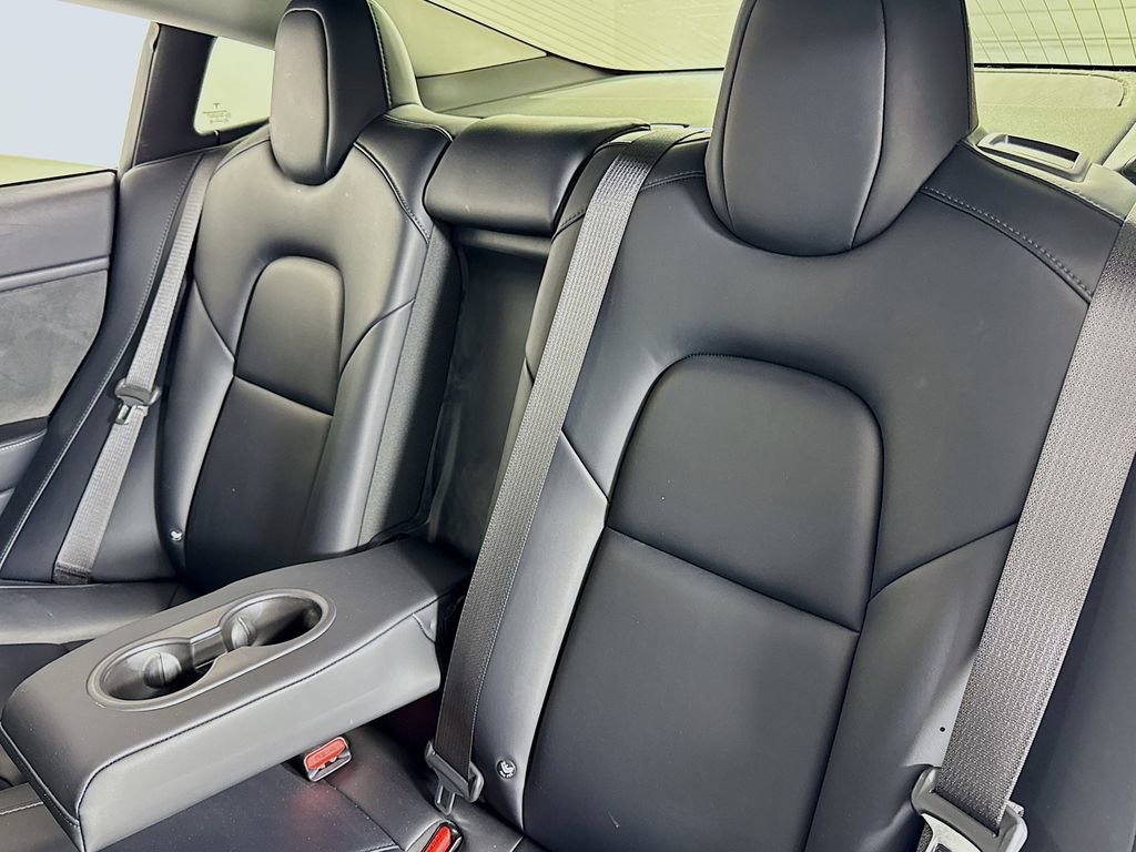 Used 2018 Tesla Model 3 Long Range image 11