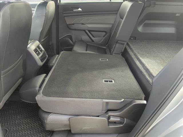 Used 2022 Volkswagen Atlas Cross Sport SE image 21