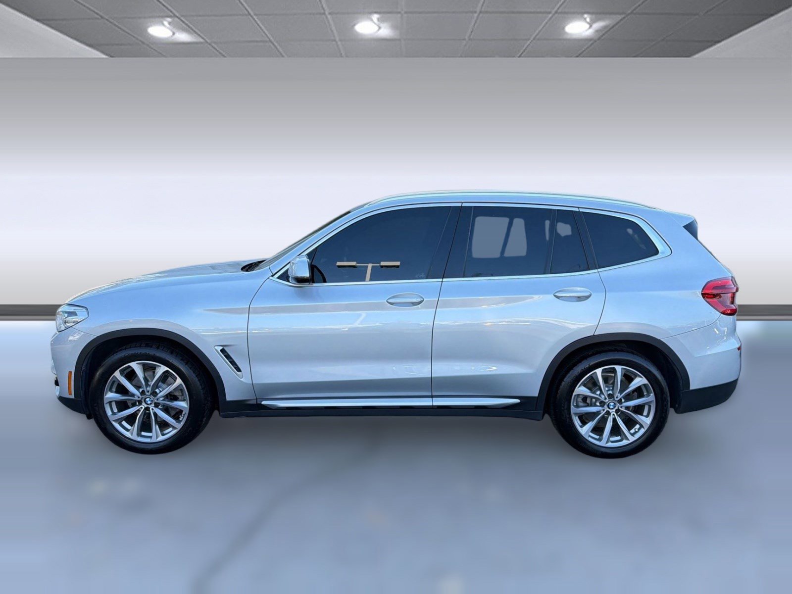 Used 2019 BMW X3 xDrive30i w/ Premium Package image 2