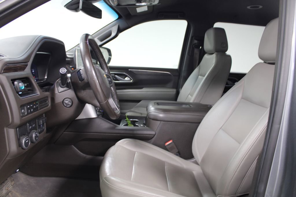 Used 2022 Chevrolet Tahoe LT w/ Luxury Package image 18