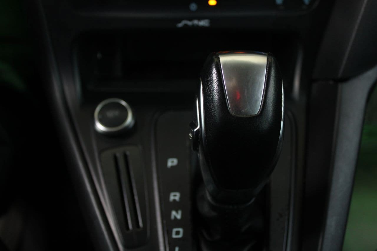 Used 2016 Ford Focus SE FWD image 25
