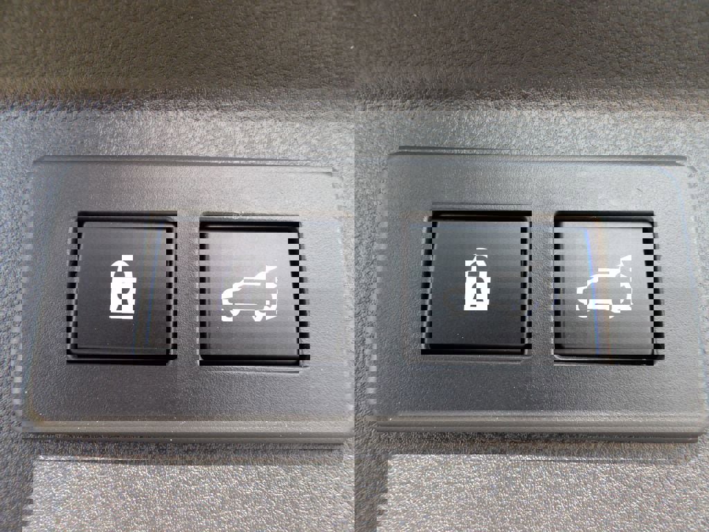 Used 2024 Subaru Forester Touring w/ Convenience Package image 30