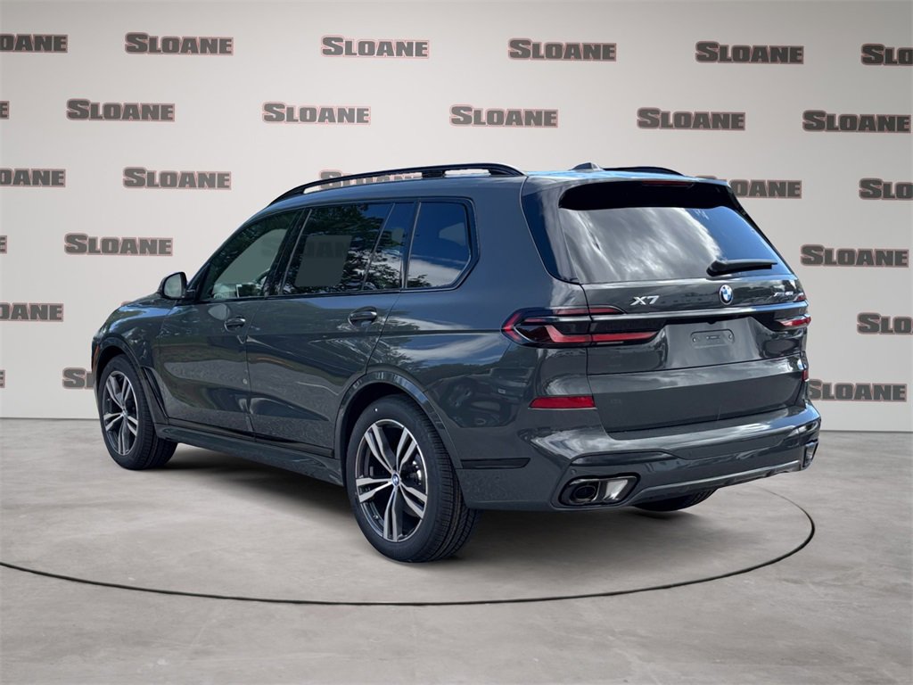 New 2026 BMW X7 xDrive40i image 3