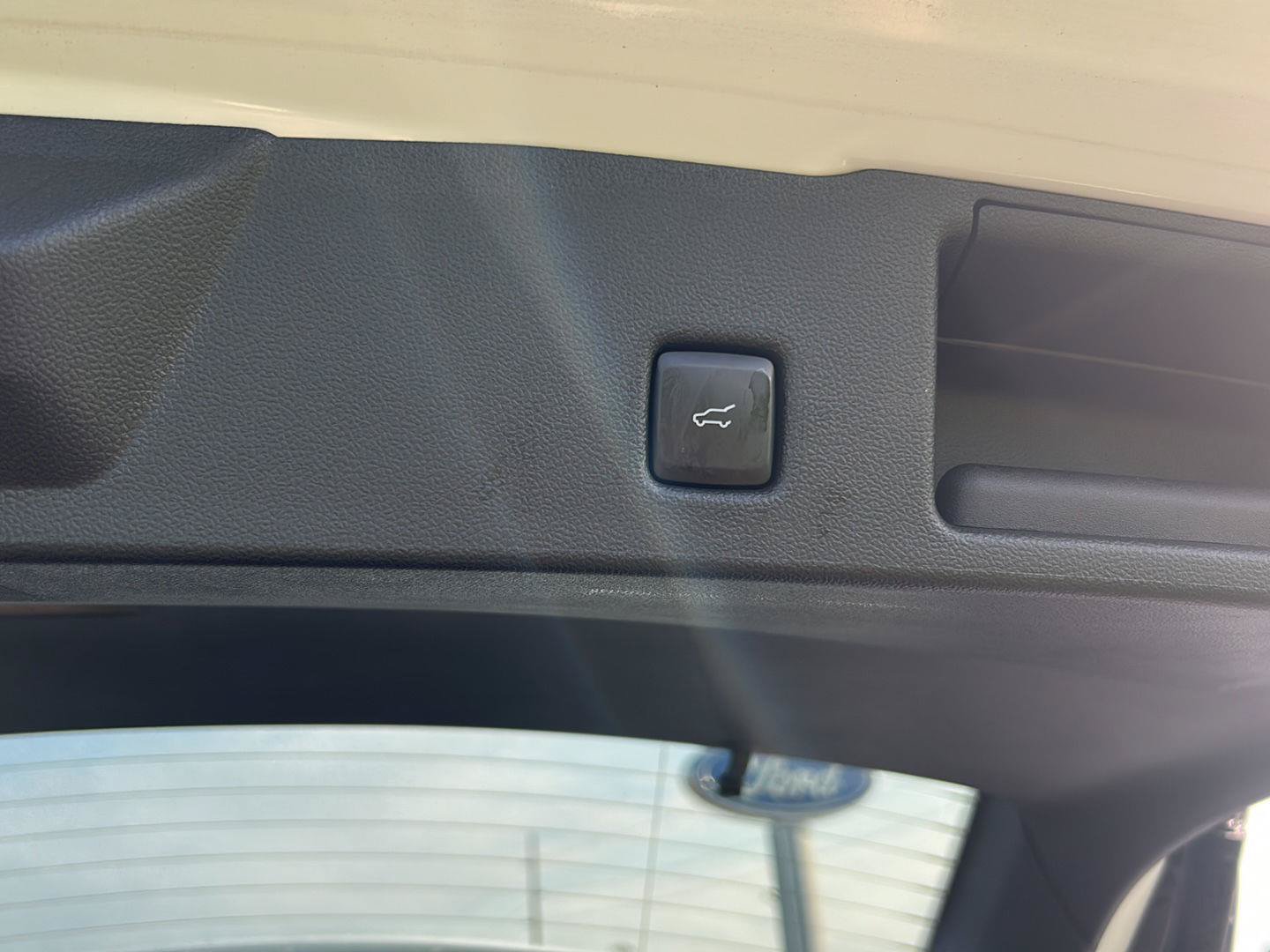 Used 2024 Ford Escape Active w/ Tech Pack #2 FWD image 12