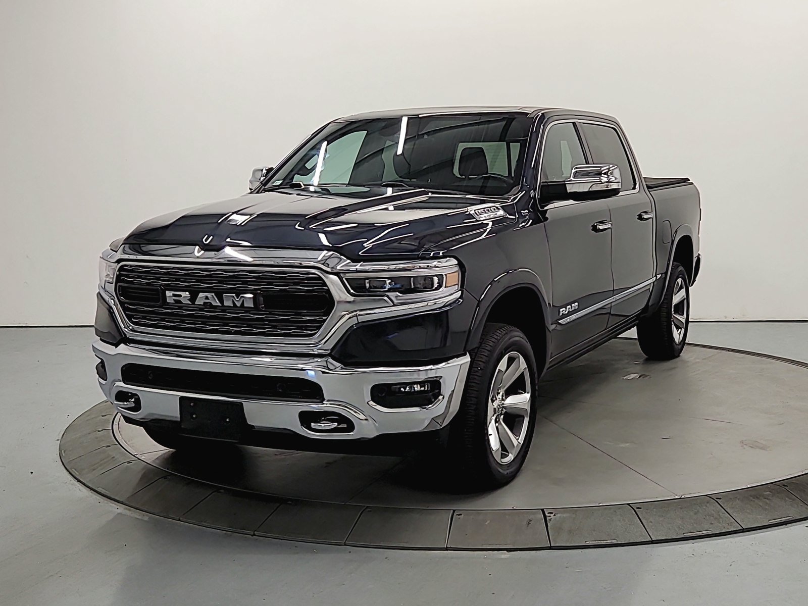 Used 2019 RAM 1500 Limited AWD/4WD image 5