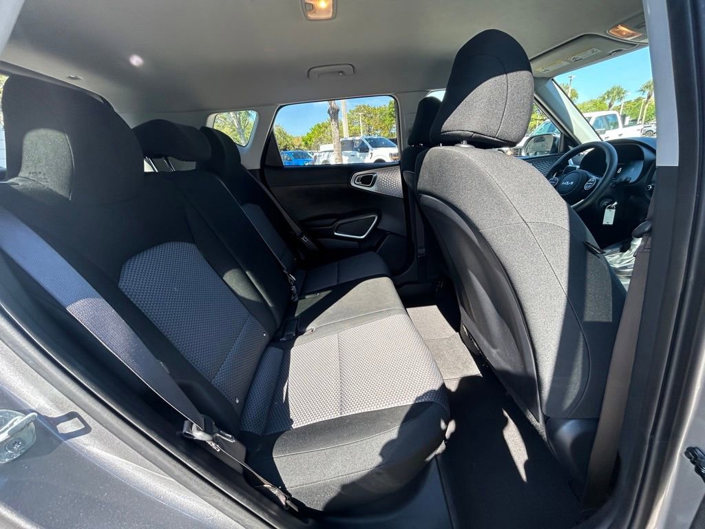 Used 2023 Kia Soul LX w/ Option Group 015 image 29
