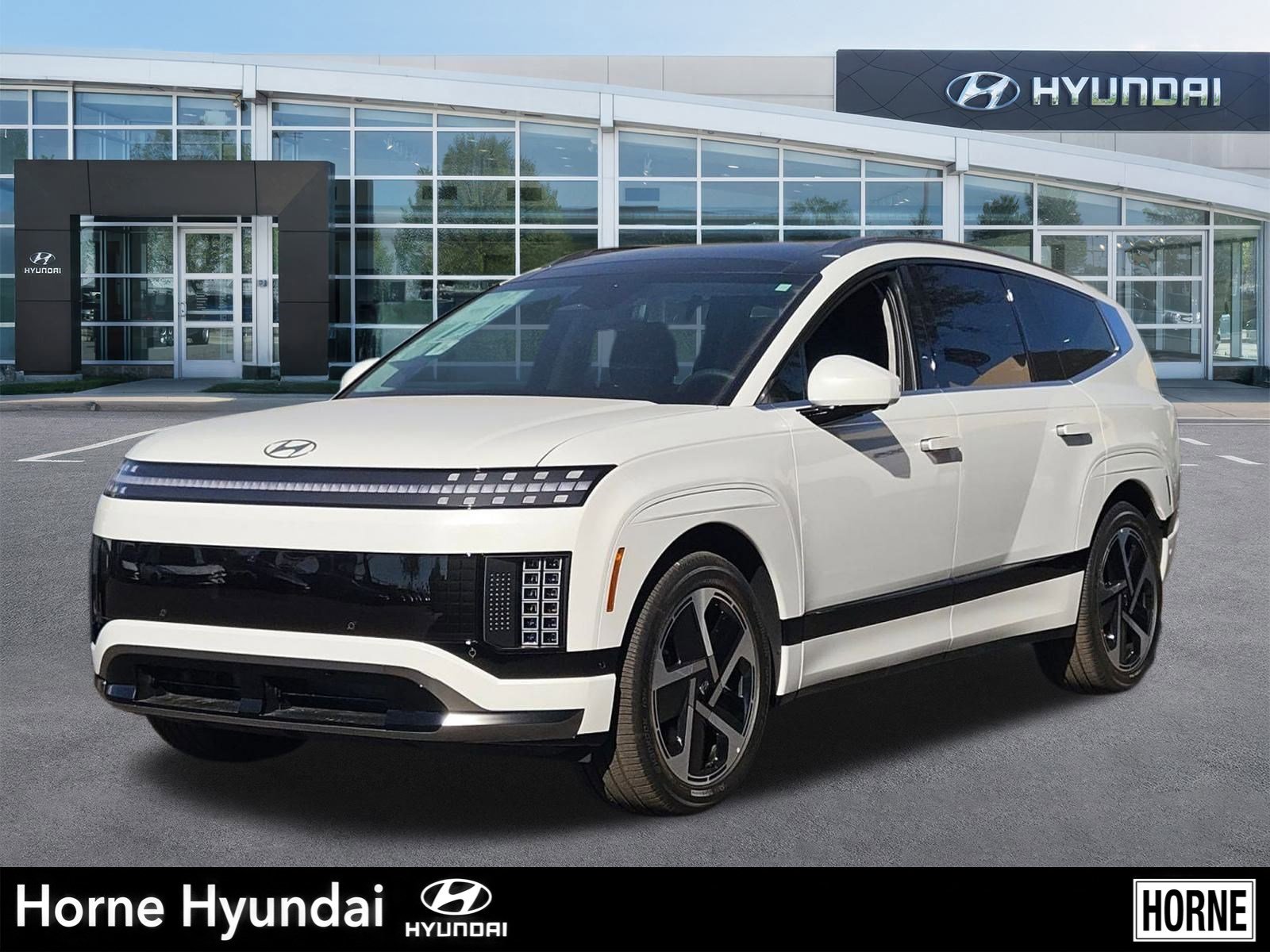 New 2026 Hyundai Ioniq 9 Calligraphy image 1