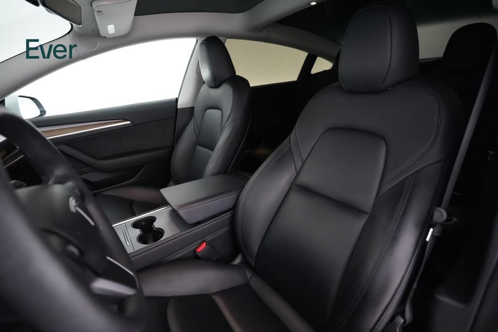 Used 2023 Tesla Model 3 Standard Range RWD image 4