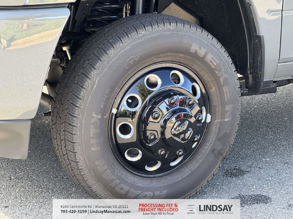 New 2026 RAM 3500 Laramie w/ Night Edition AWD/4WD image 10