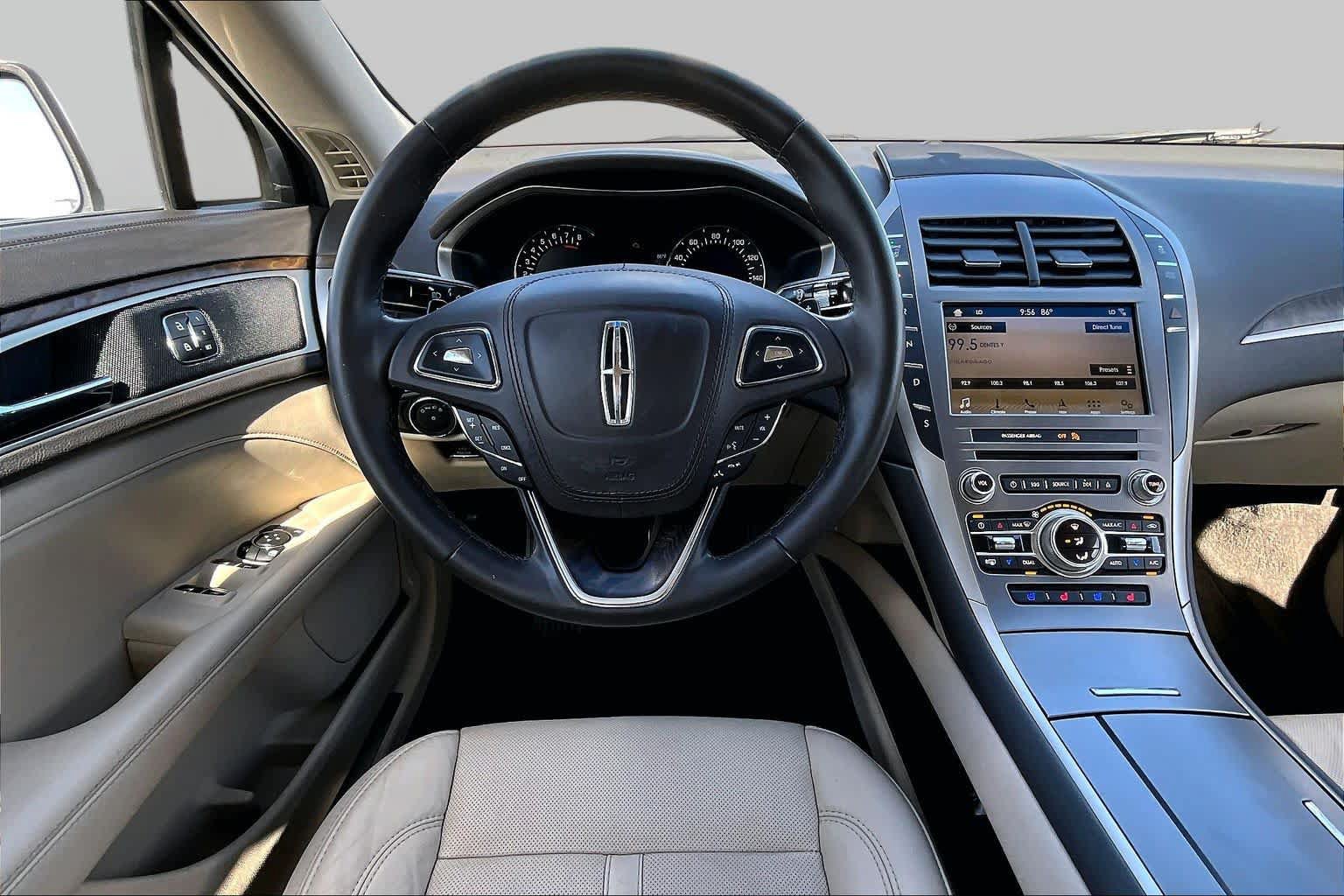 Used 2017 Lincoln MKZ Reserve FWD image 6
