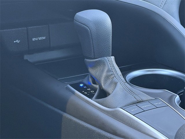 Used 2023 Toyota Camry LE image 24