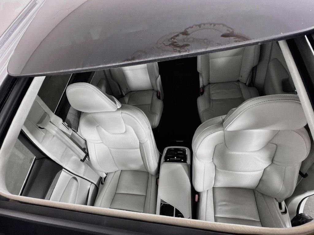 Used 2022 Volvo XC90 T8 Inscription AWD/4WD image 26