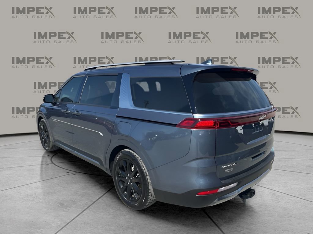 Used 2024 Kia Carnival SX Prestige FWD image 3