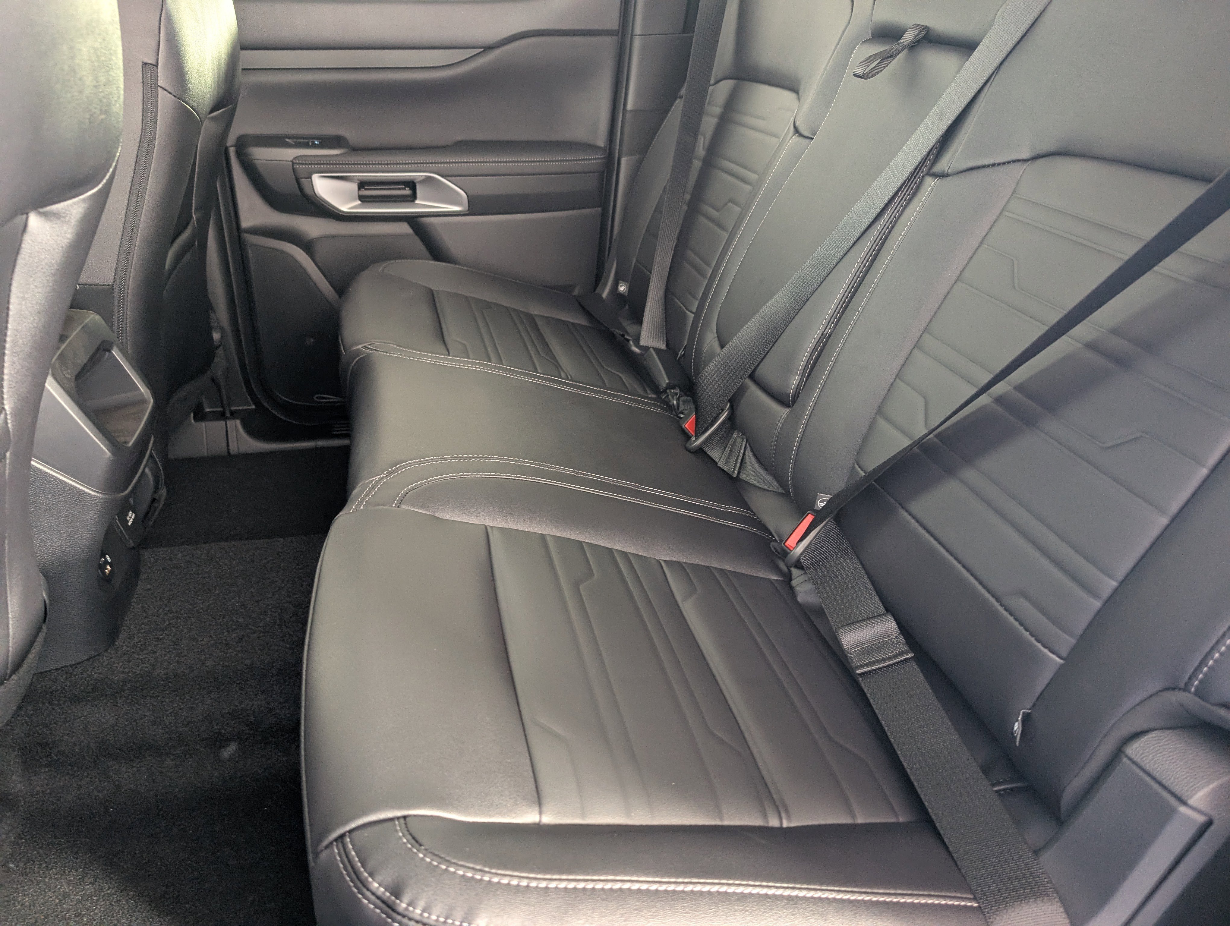 New 2025 Ford Ranger Lariat w/ FX4 Off-Road Package image 12