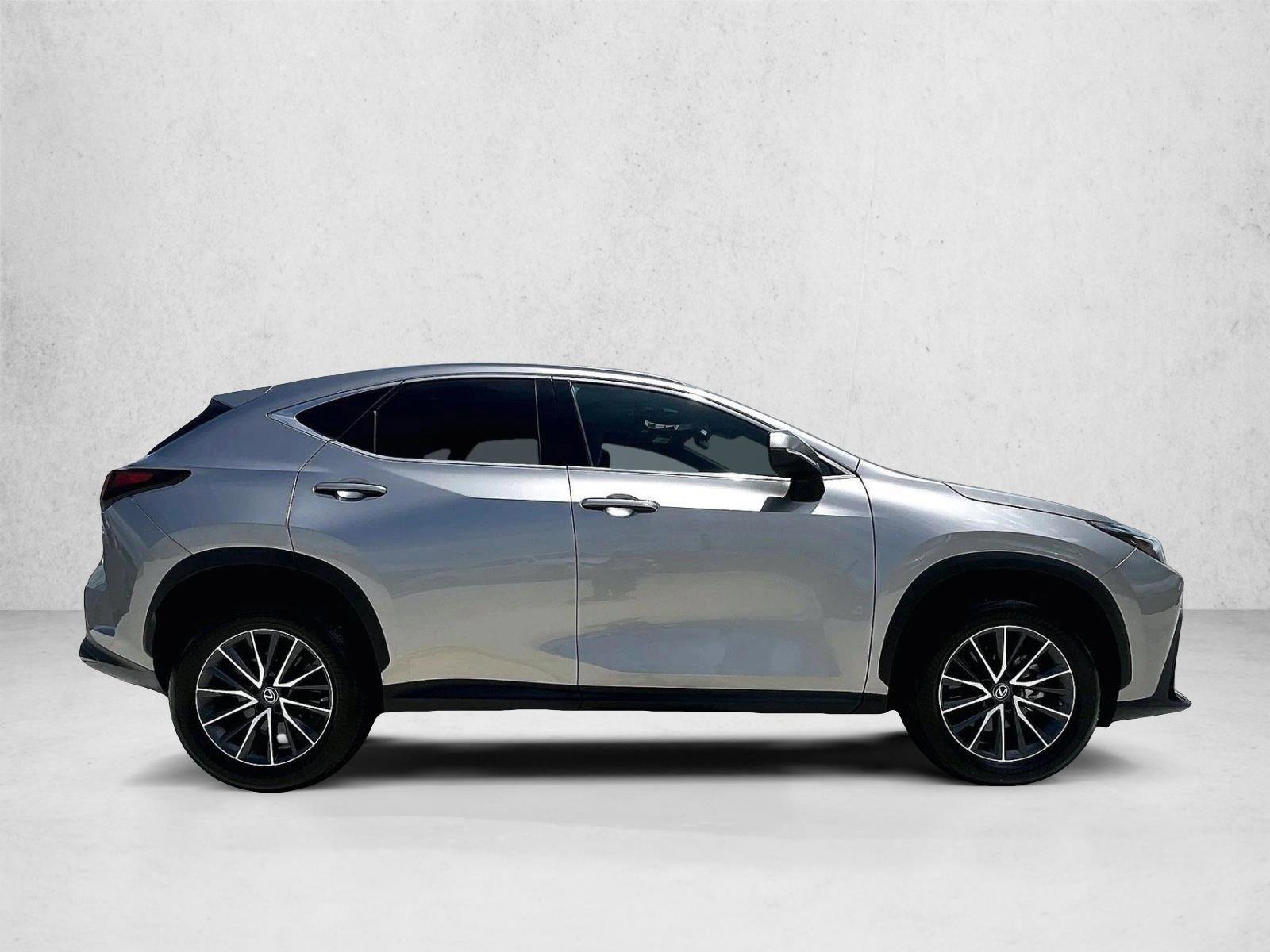 Used 2023 Lexus NX 250 FWD image 5