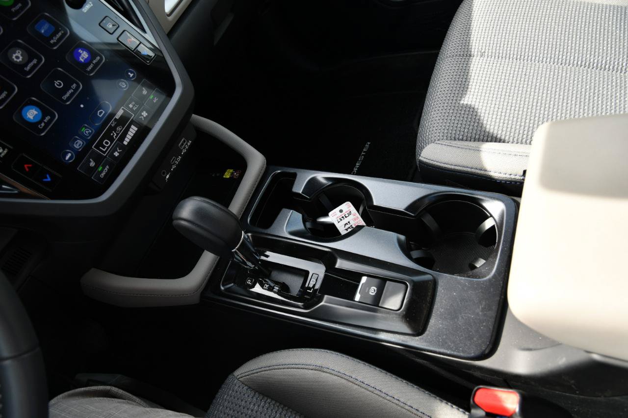 Used 2026 Subaru Forester Premium AWD/4WD image 16