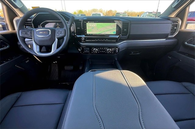 New 2026 GMC Sierra 2500 SLT w/ SLT Convenience Package image 5