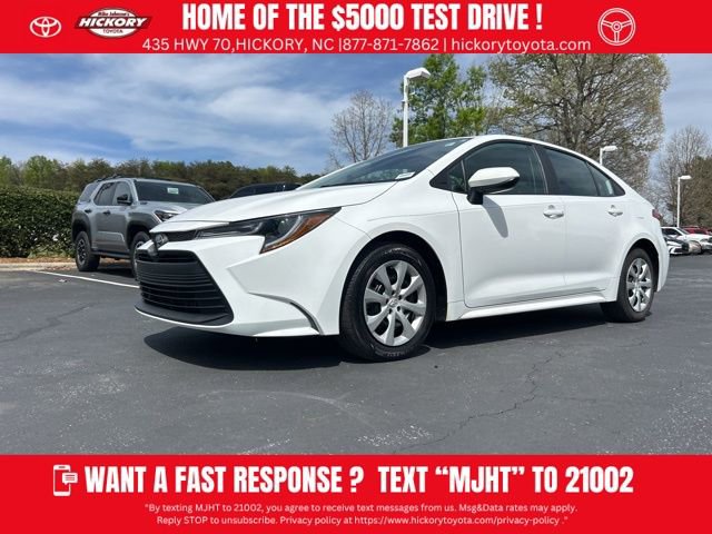 Used 2024 Toyota Corolla LE image 1