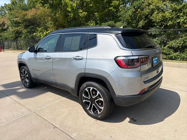 Used 2024 Jeep Compass Limited AWD/4WD image 3