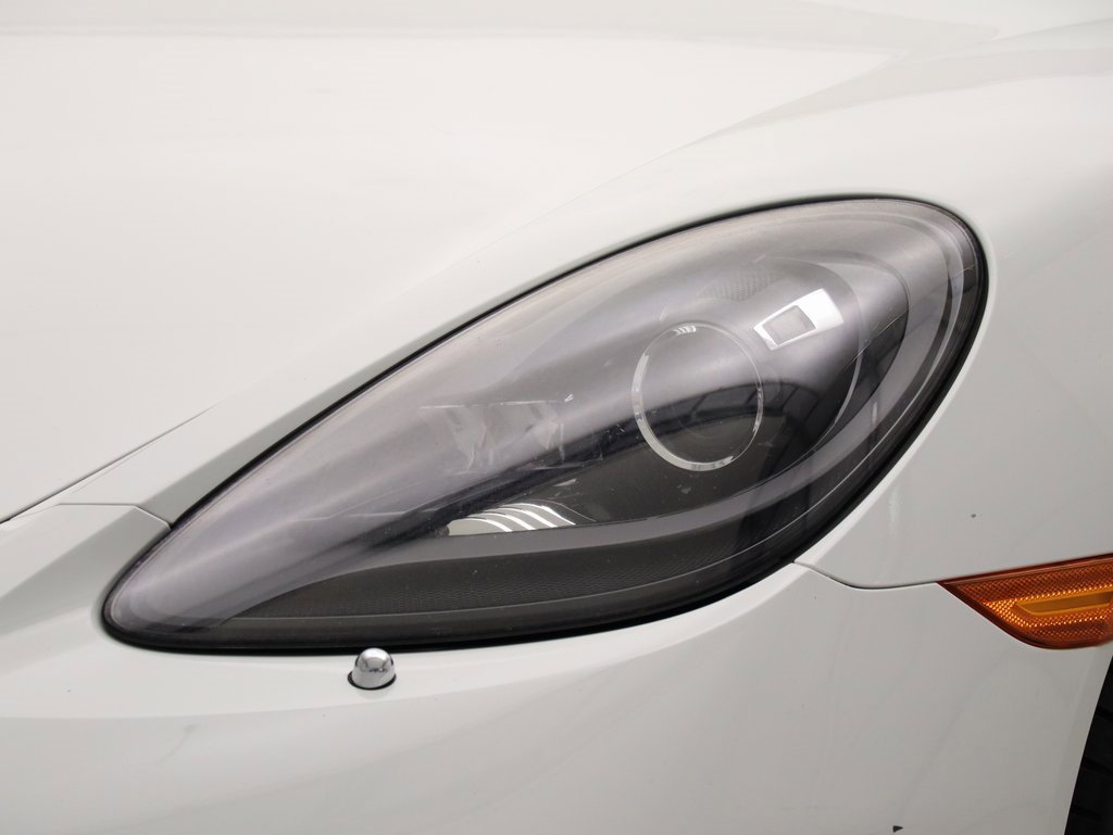 Used 2018 Porsche 718 Cayman image 15