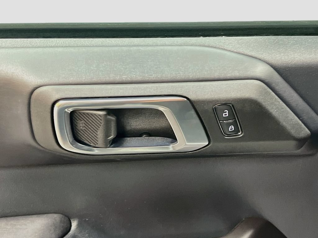 Used 2025 Ford Bronco Outer Banks AWD/4WD image 18