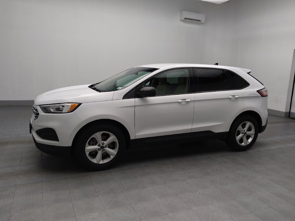 Used 2019 Ford Edge SE image 2