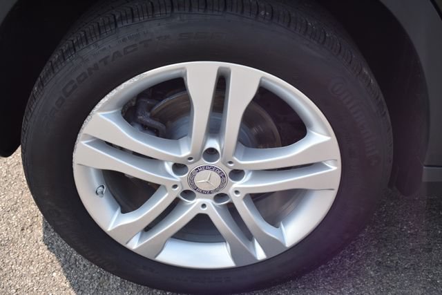 Used 2017 Mercedes-Benz GLA 250 4MATIC image 49