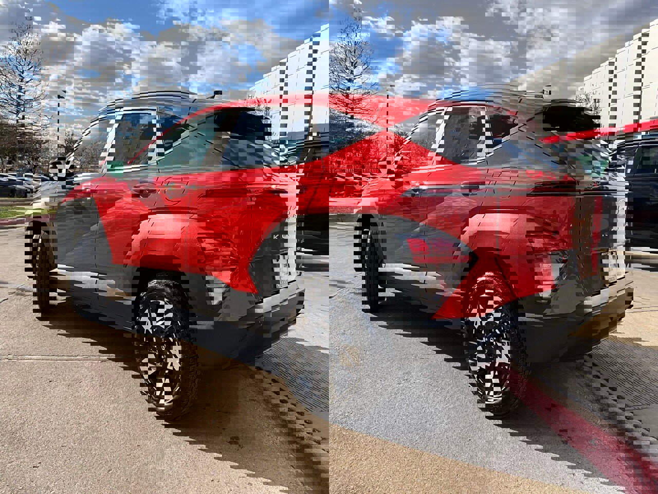 Used 2025 Hyundai Kona SEL image 8