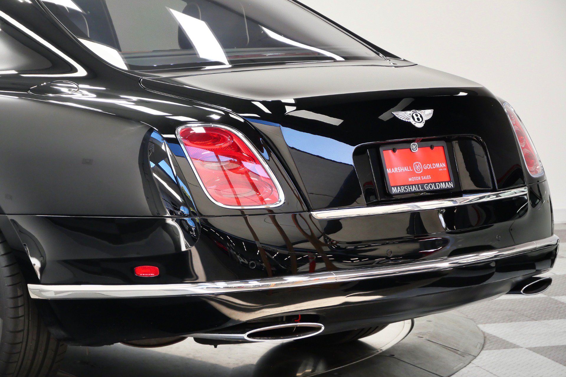 Used 2013 Bentley Mulsanne RWD image 48