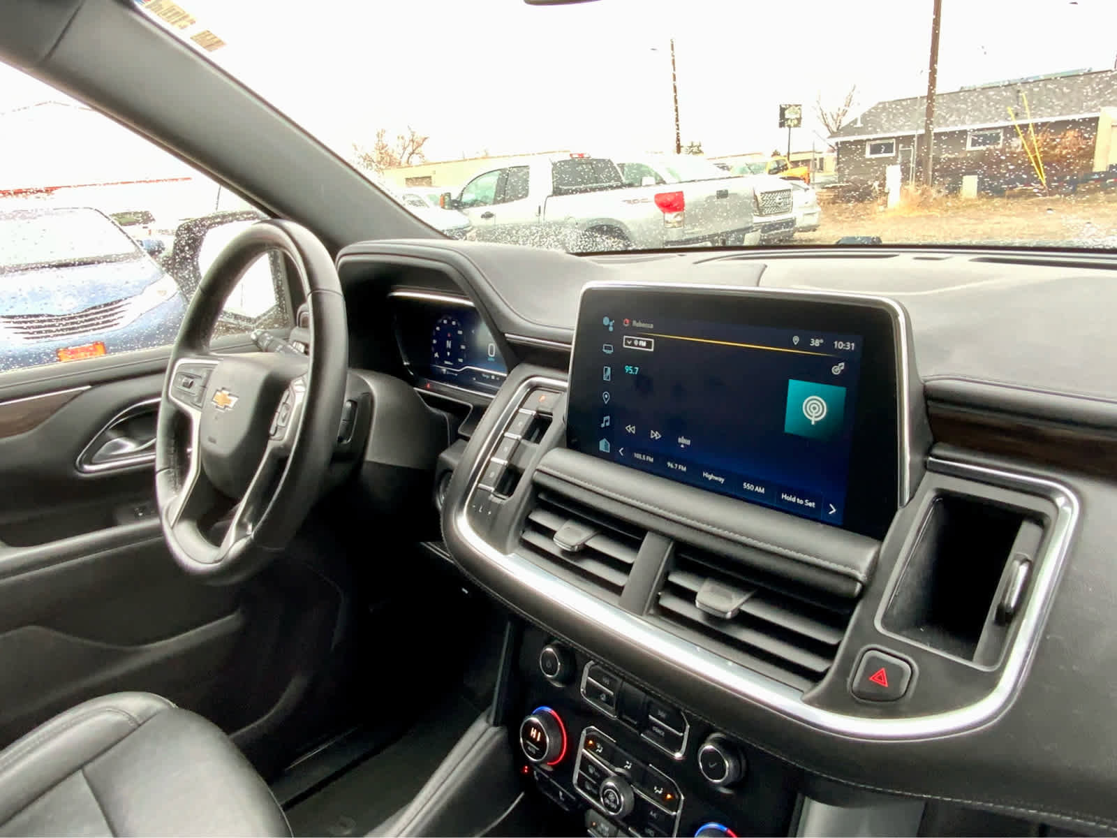 Used 2022 Chevrolet Tahoe LT w/ Luxury Package image 40