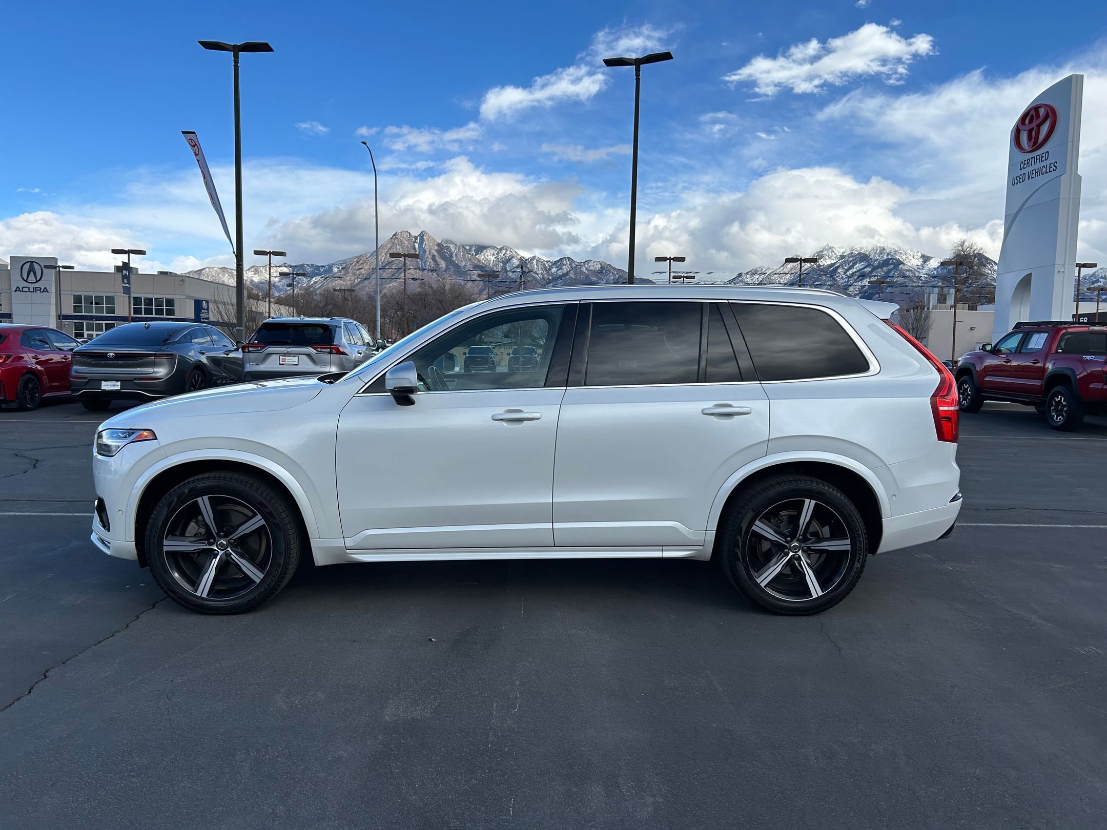 Used 2016 Volvo XC90 T6 R-Design w/ Protection Package Plus image 2
