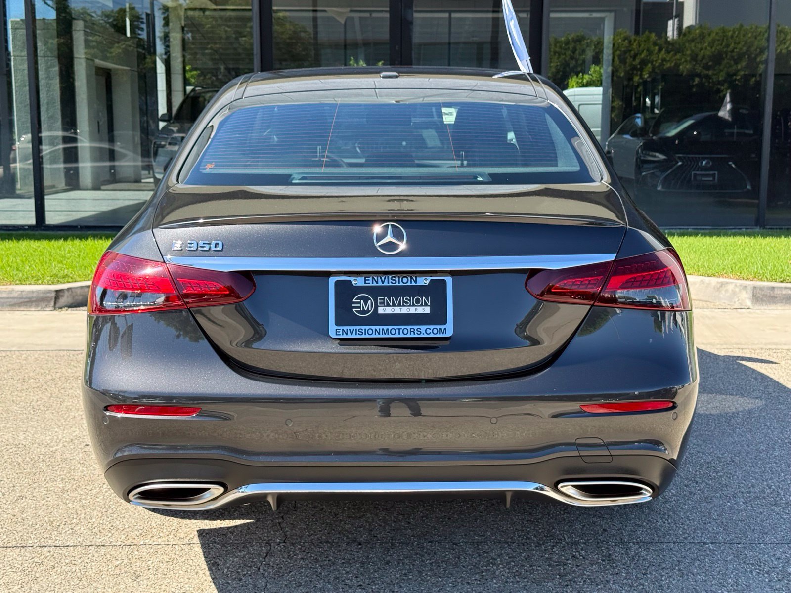 Used 2023 Mercedes-Benz E 350 Sedan image 13