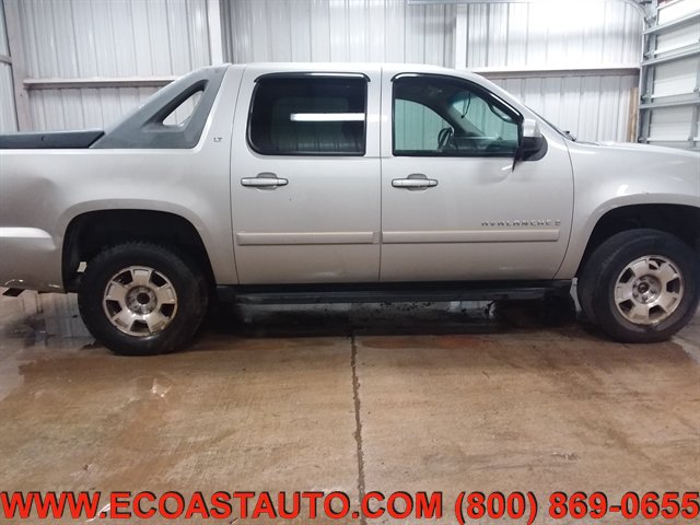 Used 2007 Chevrolet Avalanche LT AWD/4WD image 6