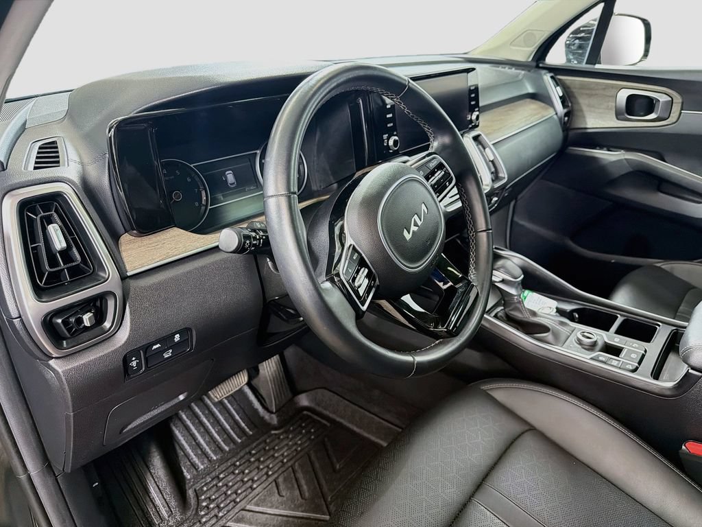 Used 2023 Kia Sorento X-Line EX AWD/4WD image 11