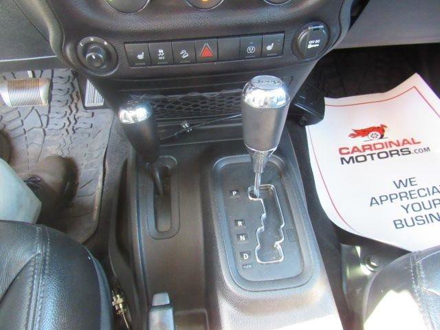 Used 2016 Jeep Wrangler Unlimited Sahara image 18