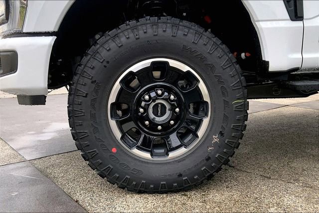 New 2026 Ford F250 XLT w/ XLT Premium Package image 12