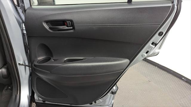 Used 2023 Toyota Corolla Cross AWD Hybrid image 18